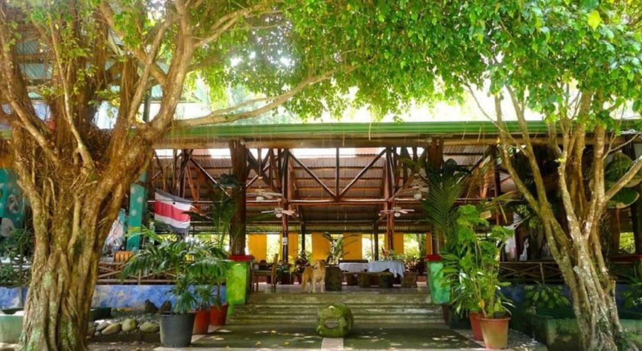 Hotel Roca Verde Beachfront Puntarenas Exterior foto